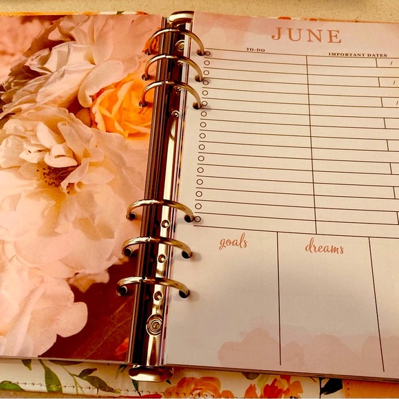 The Happy Planner Floral Organizer - Pink and Green - Picture 4 of 7
